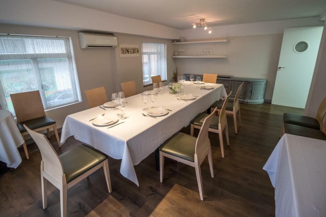 Pension Oasis Самора Экстерьер фото
